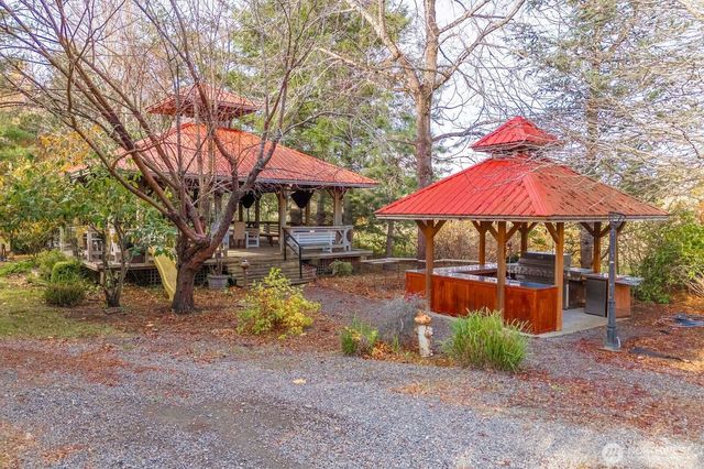 46709 284th Avenue SE, Enumclaw, WA 98022