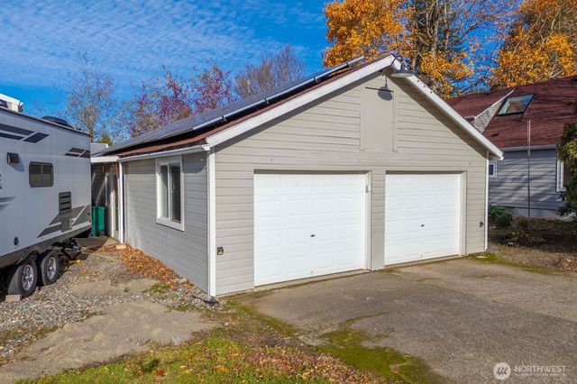 46709 284th Avenue SE, Enumclaw, WA 98022