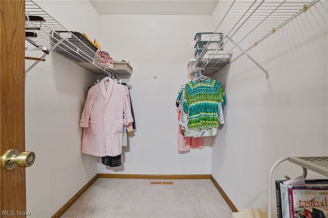 2178 Stone Creek Trail, Cuyahoga Falls, OH 44223