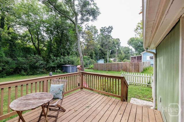 820 Whitehall Road, Athens, GA 30605