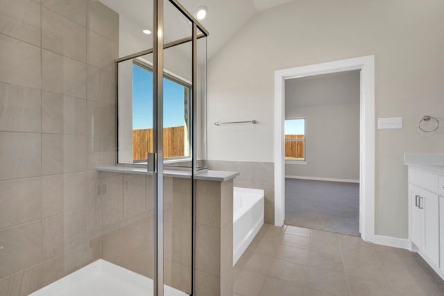 9909 Iron Wood Drive, Ponder, TX 76259