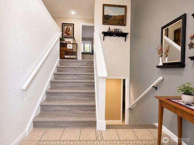 13042 SE 184th Place, Renton, WA 98058