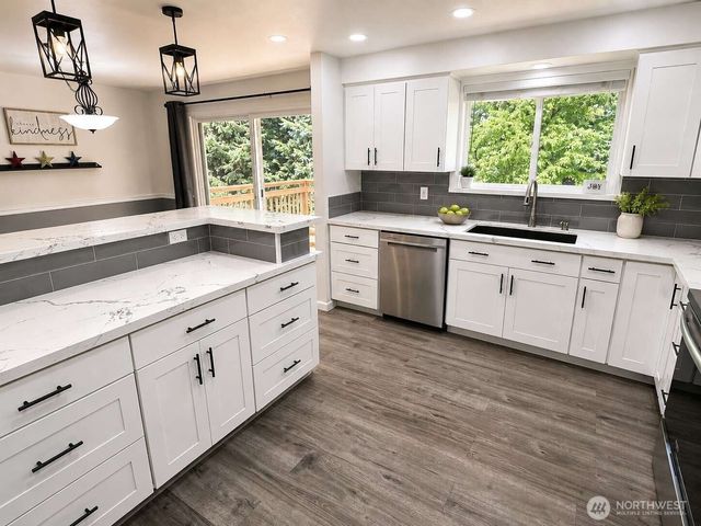 13042 SE 184th Place, Renton, WA 98058
