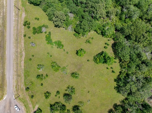 6558 Atakapan Trail, Bedias, TX 77831