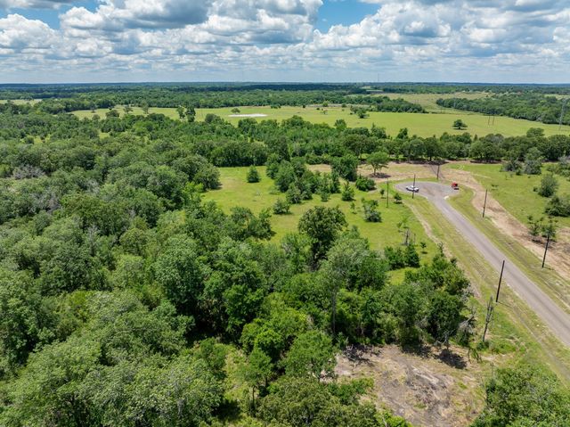 6558 Atakapan Trail, Bedias, TX 77831