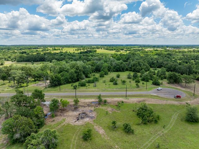 6558 Atakapan Trail, Bedias, TX 77831