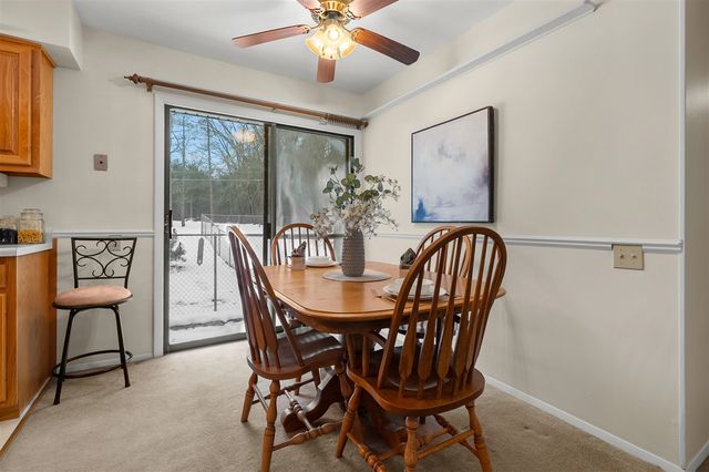 806 E 4th Street, Lawton, MI 49065