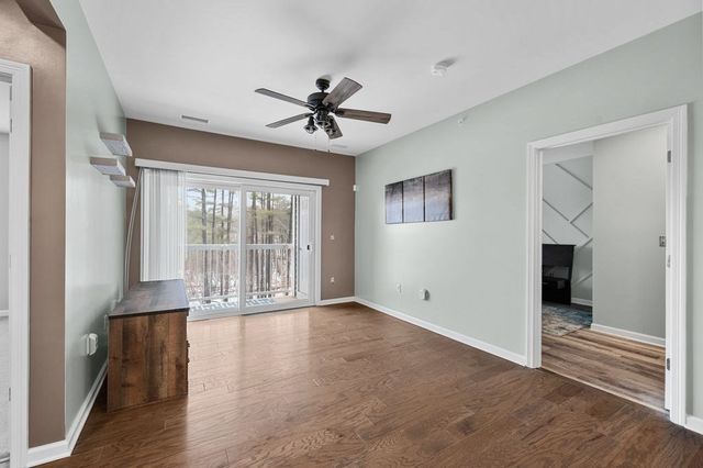 220 Martins Landing 411, North Reading, MA 01864