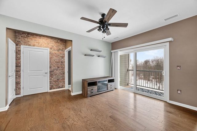 220 Martins Landing 411, North Reading, MA 01864