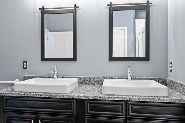 220 Martins Landing 411, North Reading, MA 01864