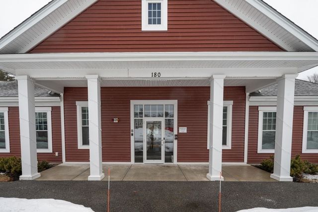 220 Martins Landing 411, North Reading, MA 01864