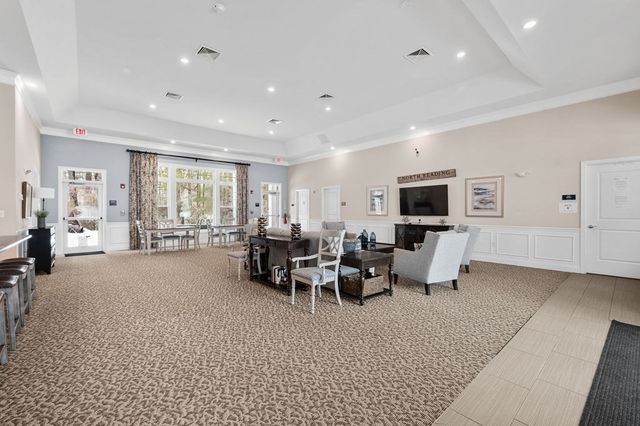 220 Martins Landing 411, North Reading, MA 01864