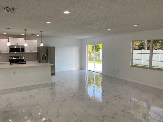 481 SATURN AVENUE, Sarasota, FL 34243