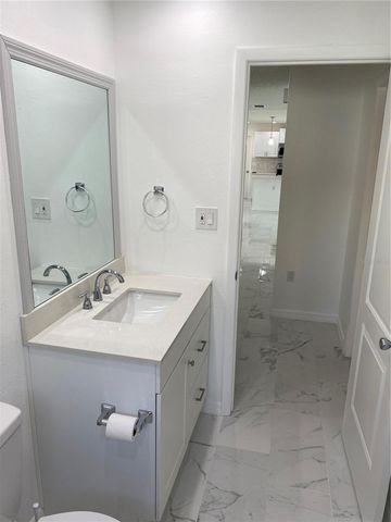 481 SATURN AVENUE, Sarasota, FL 34243