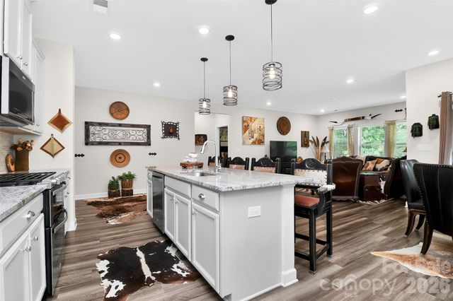 7614 Porrera Street, Charlotte, NC 28214
