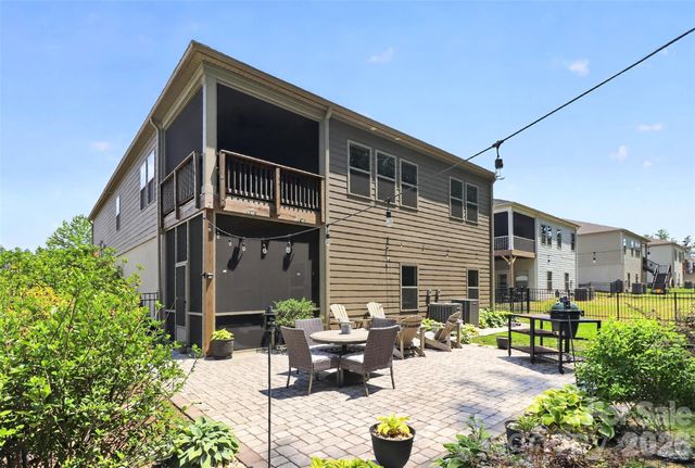 7614 Porrera Street, Charlotte, NC 28214