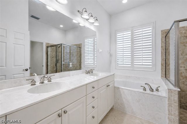 15501 Cadiz LN, Naples, FL 34110