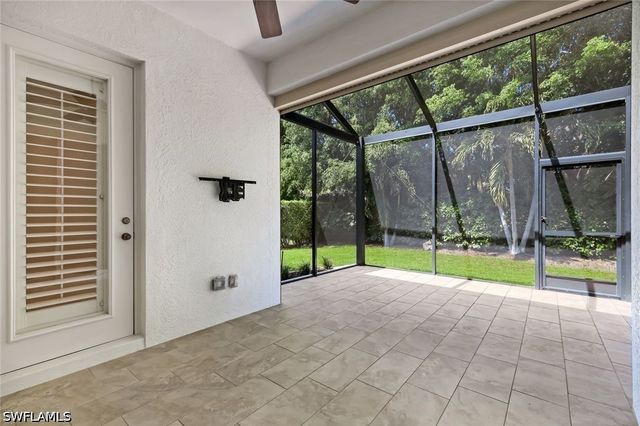 15501 Cadiz LN, Naples, FL 34110