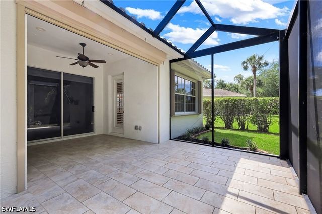 15501 Cadiz LN, Naples, FL 34110