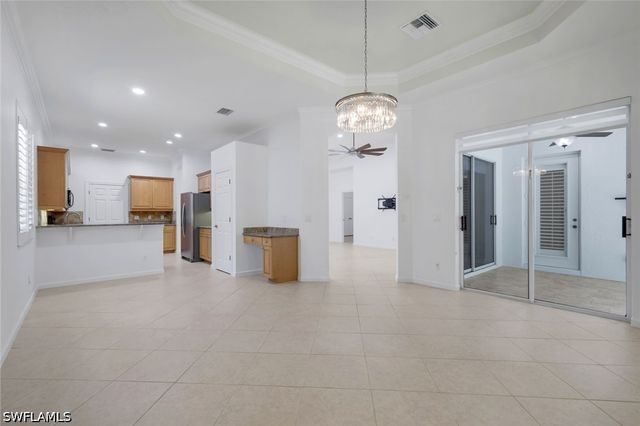 15501 Cadiz LN, Naples, FL 34110