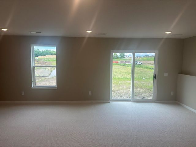 8803 63rd Street S, Cottage Grove, MN 55016