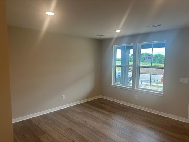 8803 63rd Street S, Cottage Grove, MN 55016