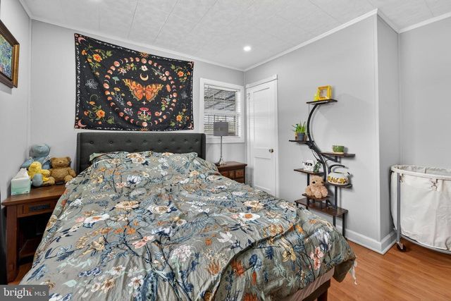 646 BARCLAY AVE, Morrisville, PA 19067