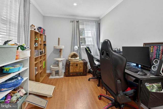 646 BARCLAY AVE, Morrisville, PA 19067