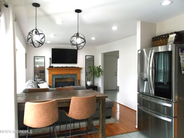 1301 Coventry Way, Mount Laurel, NJ 08054