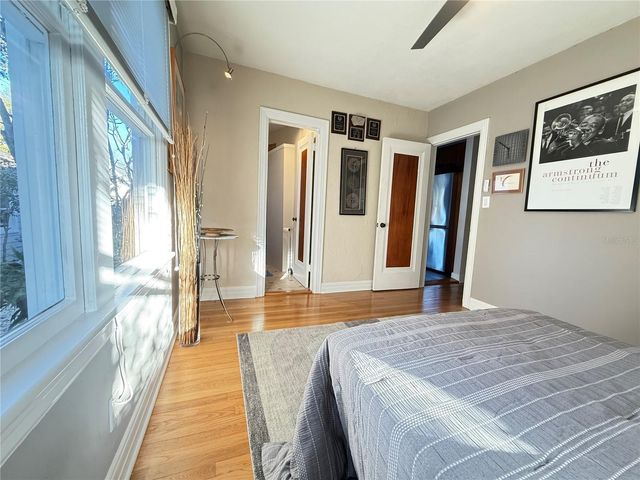 115 21ST AVENUE NE, St Petersburg, FL 33704