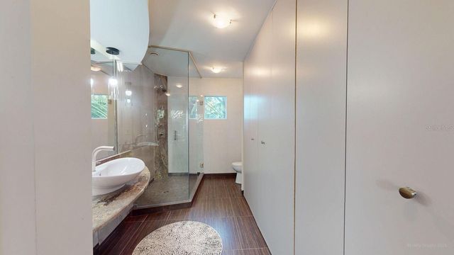 115 21ST AVENUE NE, St Petersburg, FL 33704