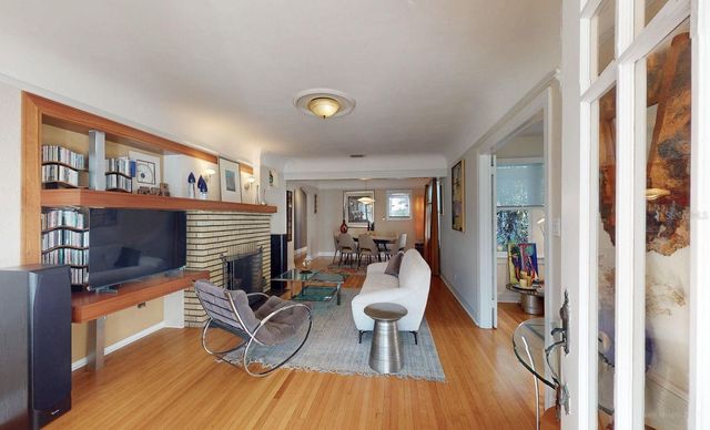 115 21ST AVENUE NE, St Petersburg, FL 33704