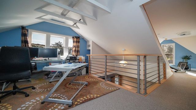 115 21ST AVENUE NE, St Petersburg, FL 33704