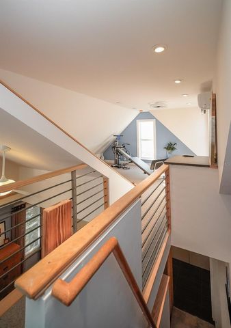 115 21ST AVENUE NE, St Petersburg, FL 33704