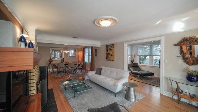 115 21ST AVENUE NE, St Petersburg, FL 33704