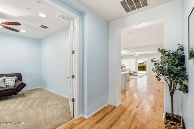 8158 N Circulo El Palmito, Tucson, AZ 85704