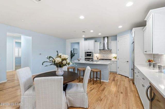8158 N Circulo El Palmito, Tucson, AZ 85704