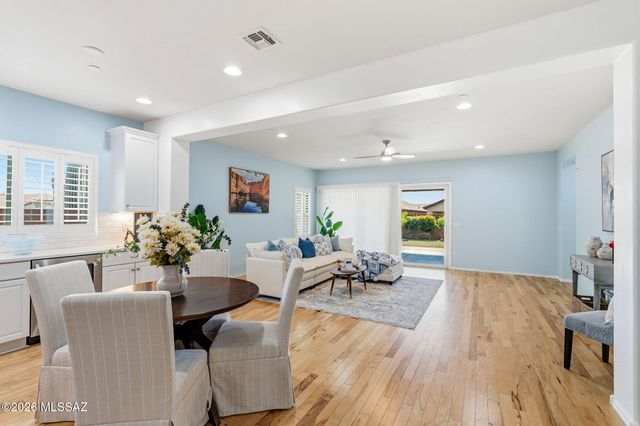 8158 N Circulo El Palmito, Tucson, AZ 85704