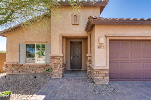 8158 N Circulo El Palmito, Tucson, AZ 85704