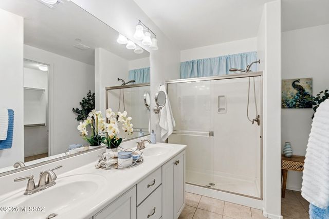 8158 N Circulo El Palmito, Tucson, AZ 85704