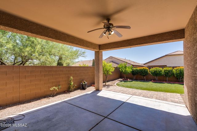 8158 N Circulo El Palmito, Tucson, AZ 85704