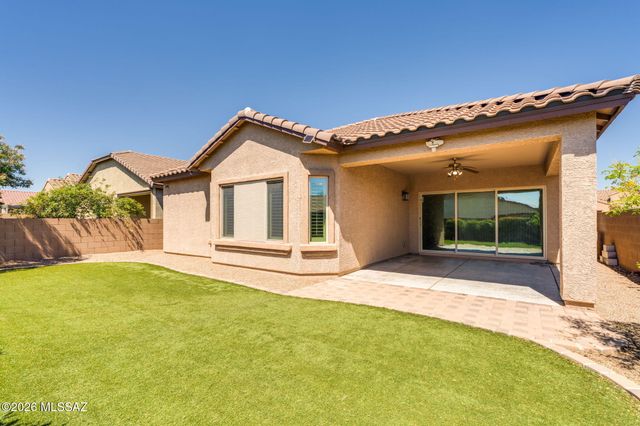8158 N Circulo El Palmito, Tucson, AZ 85704