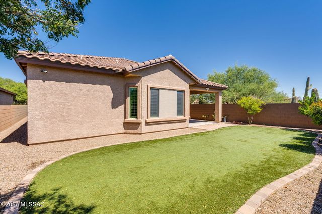 8158 N Circulo El Palmito, Tucson, AZ 85704