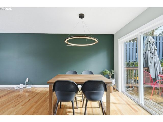 1330 Sw Hume St, Portland, OR 97219