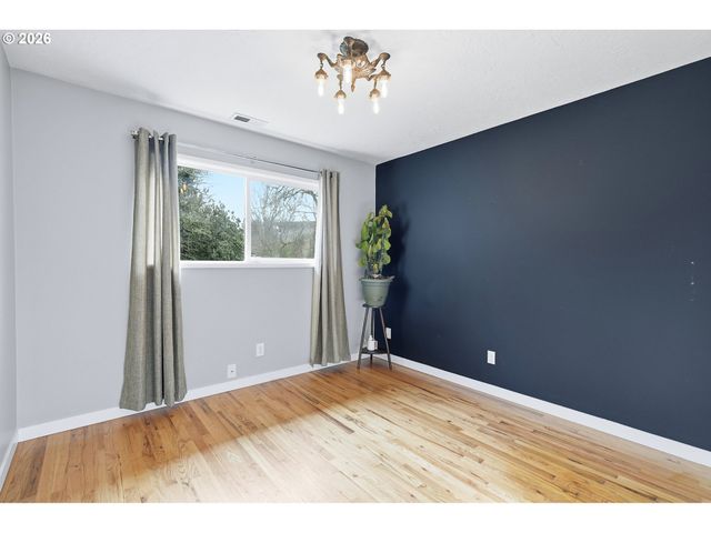 1330 Sw Hume St, Portland, OR 97219