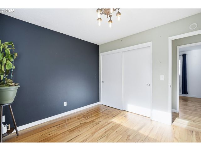 1330 Sw Hume St, Portland, OR 97219