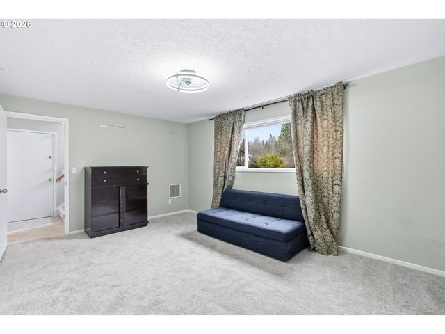 1330 Sw Hume St, Portland, OR 97219