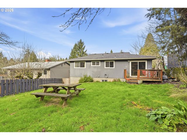 1330 Sw Hume St, Portland, OR 97219