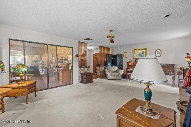 3328 STATE ROAD 13 N, St. Johns, FL 32259