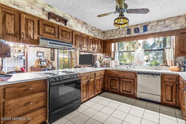 3328 STATE ROAD 13 N, St. Johns, FL 32259